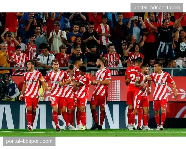 拜仁慕尼黑与皇家马德里的1-4决赛前瞻:纳格尔斯曼的边翼卫体系对阵安切洛蒂的菱形中场 拜仁慕尼黑与皇家马德里的1-4决赛前瞻:纳格尔斯曼的边翼卫体系对阵安切洛蒂的菱形中场