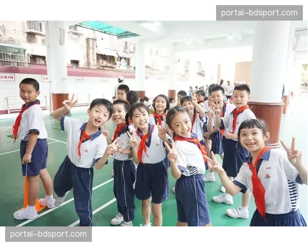 “青少年高尔夫进校园”计划在中国新增500所试点学校 “青少年高尔夫进校园”计划在中国新增500所试点学校